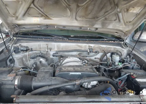 2001 Toyota Tundra Sr5 V8 из США, поврежденный, VIN 5TBKT44191S173811